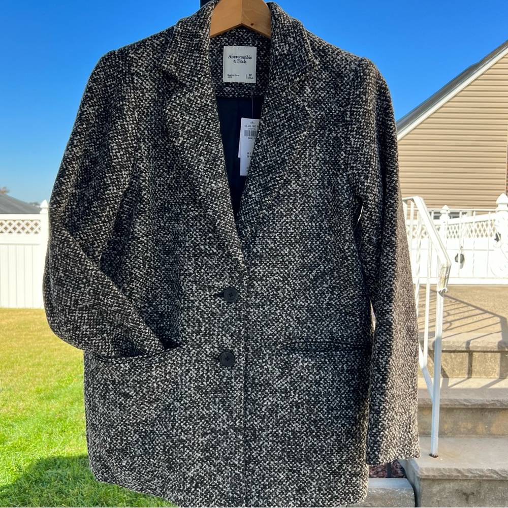 Abercrombie, tweed blazer coat, size small petite